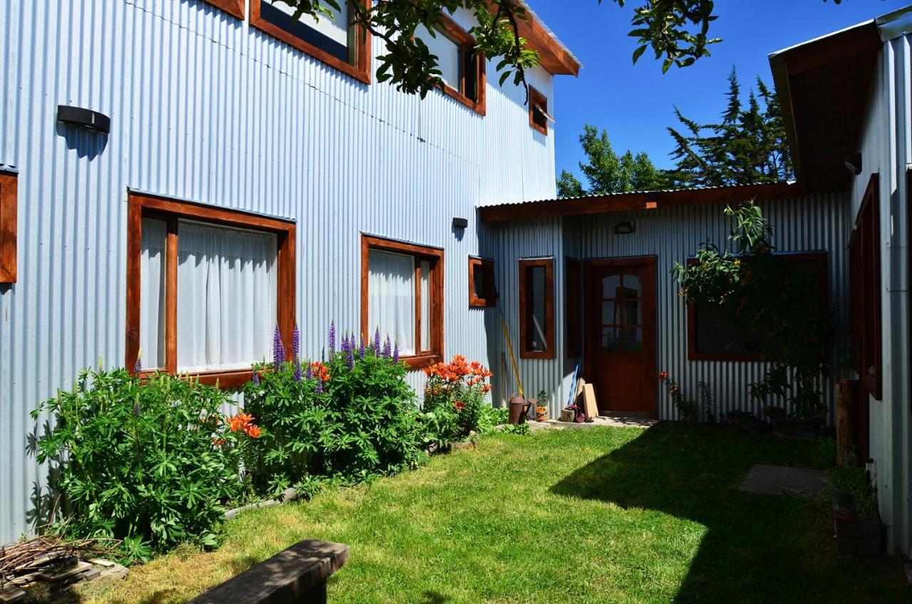 El Patagonico Hostel Puerto Natales Buitenkant foto
